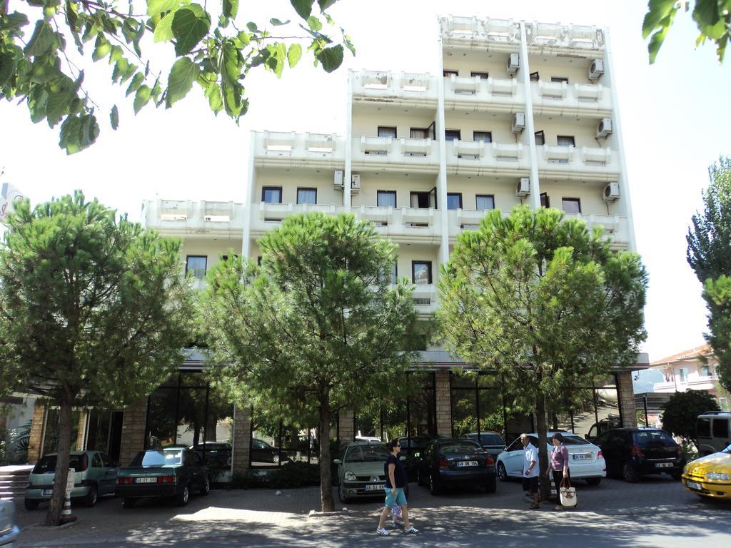 Izethan Hotel 穆拉 外观 照片