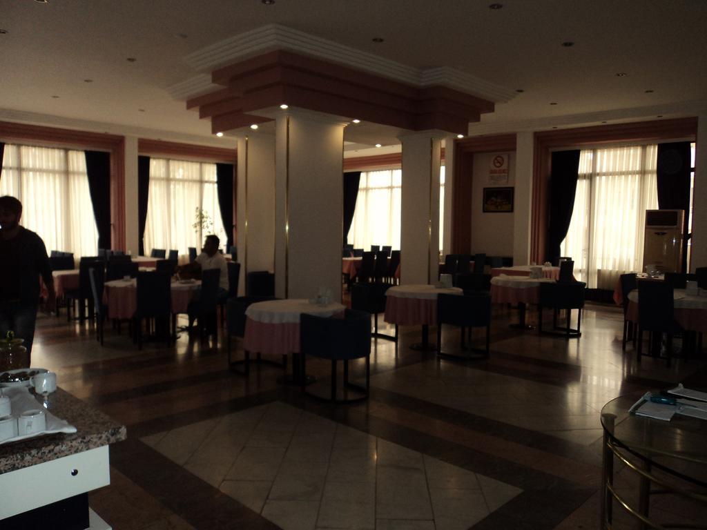 Izethan Hotel 穆拉 外观 照片