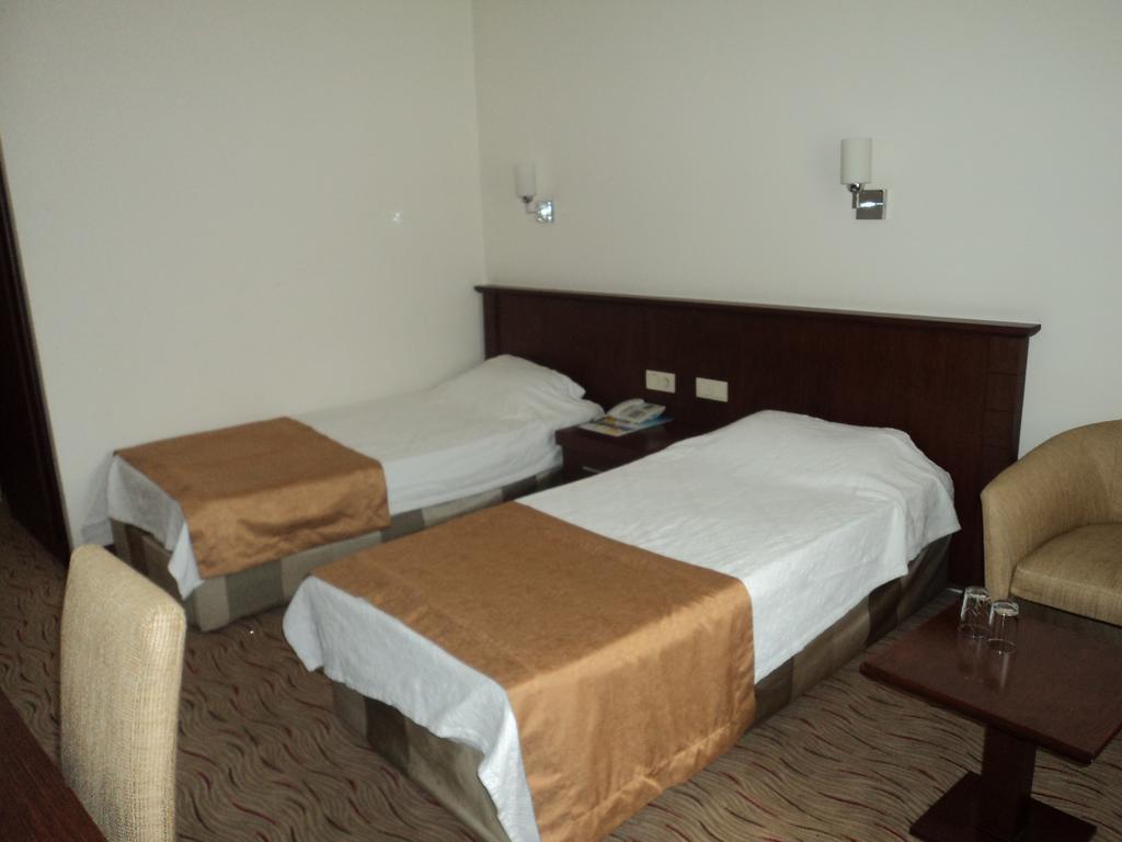 Izethan Hotel 穆拉 客房 照片