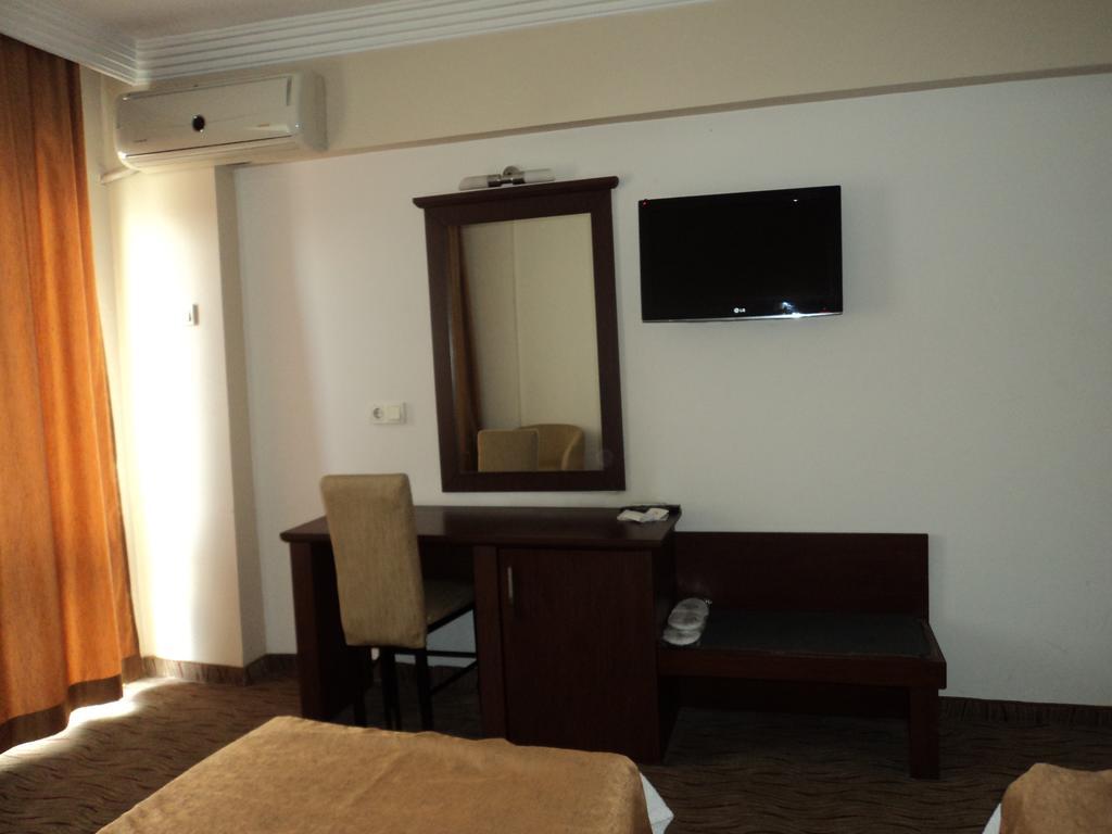 Izethan Hotel 穆拉 客房 照片
